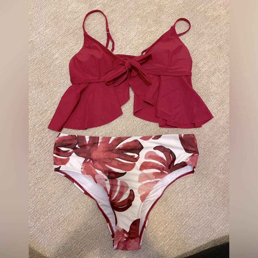NWOT SHEIN BATHING SUIT SIZE MEDIUM
